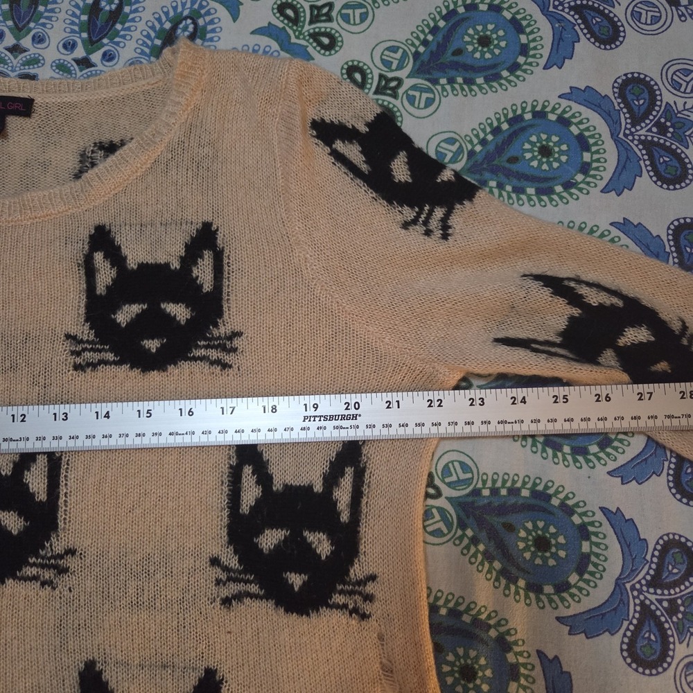 Material Girl XL Cat Sweater Distressed Knit Goth Grunge Alt Cat Lady Punk Y2K - Picture 9 of 10